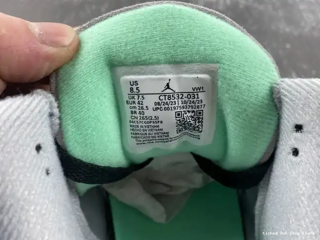 Kick Theory Jordan Glow Green Air 3 CT8532-031 0507